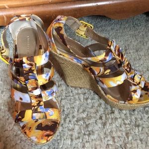 Wicker Wedges - Floral Print